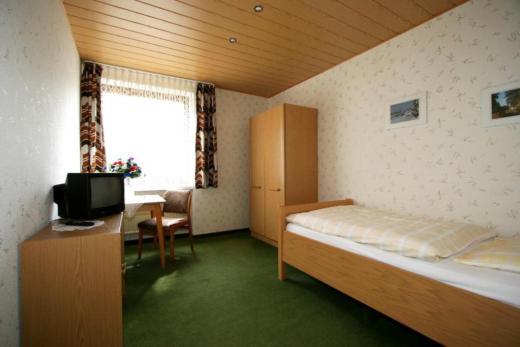 Hotel Restaurant Gunsetal Bad Berleburg Chambre photo